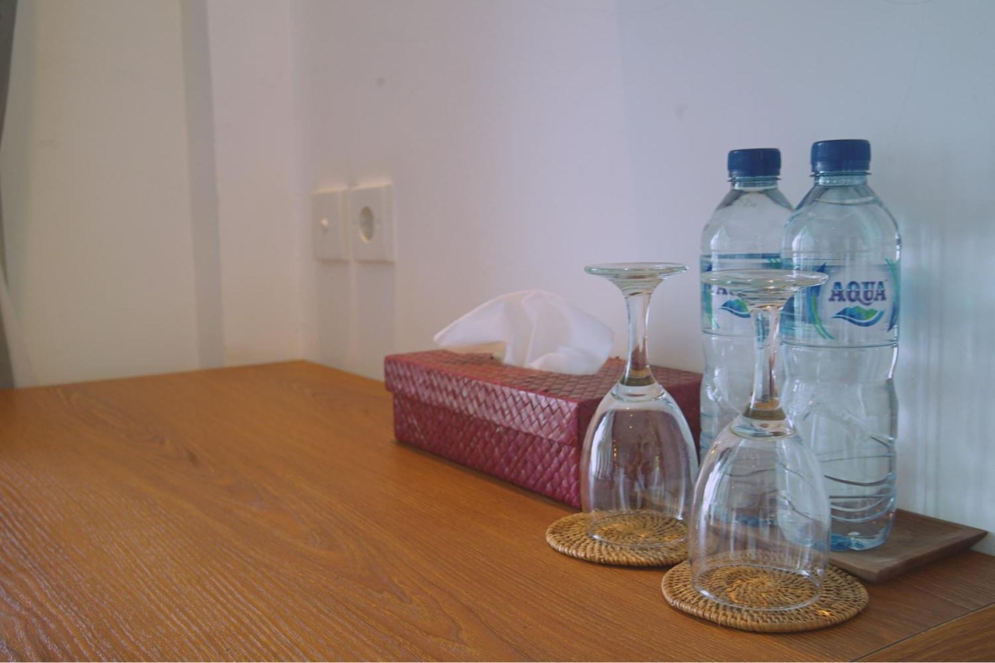 The Kd Suites & Coffee Shop Munggu エクステリア 写真